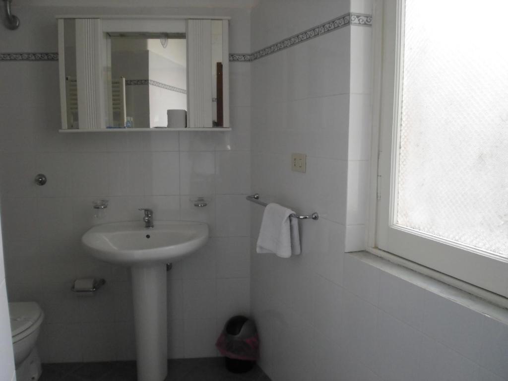Albergo Caprile Uscio Szoba fotó